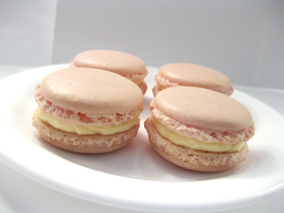 French meringue macarons