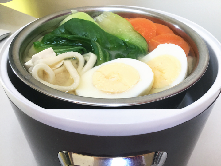 Electric Lunchbox - Noodle soup with egg and vegetables